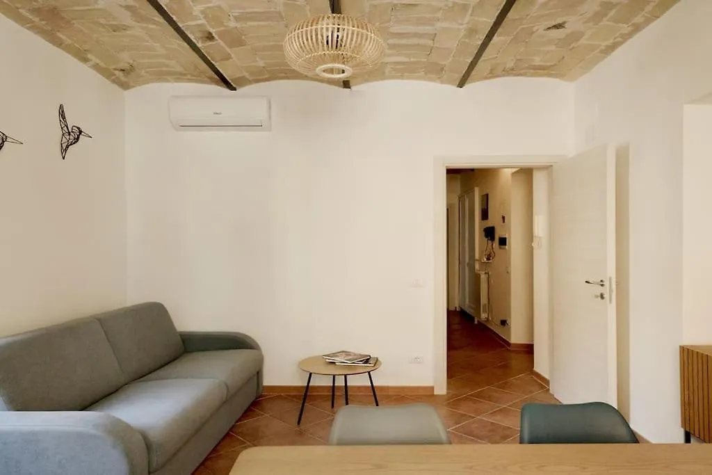 San Lorenzo Cozy Apartment In Rome