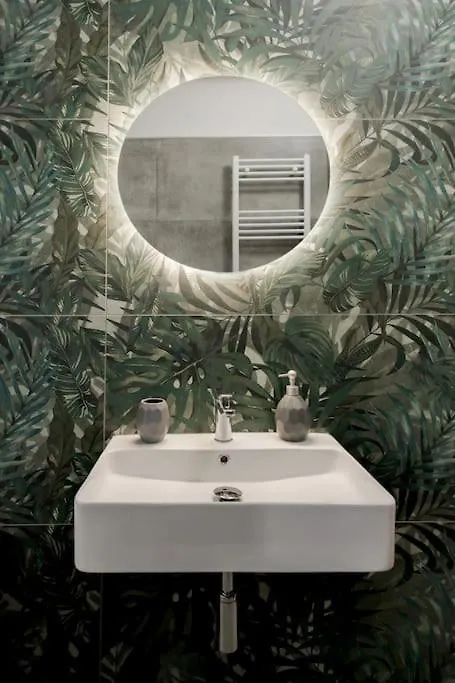 San Lorenzo Cozy Apartment In Rome 0*,